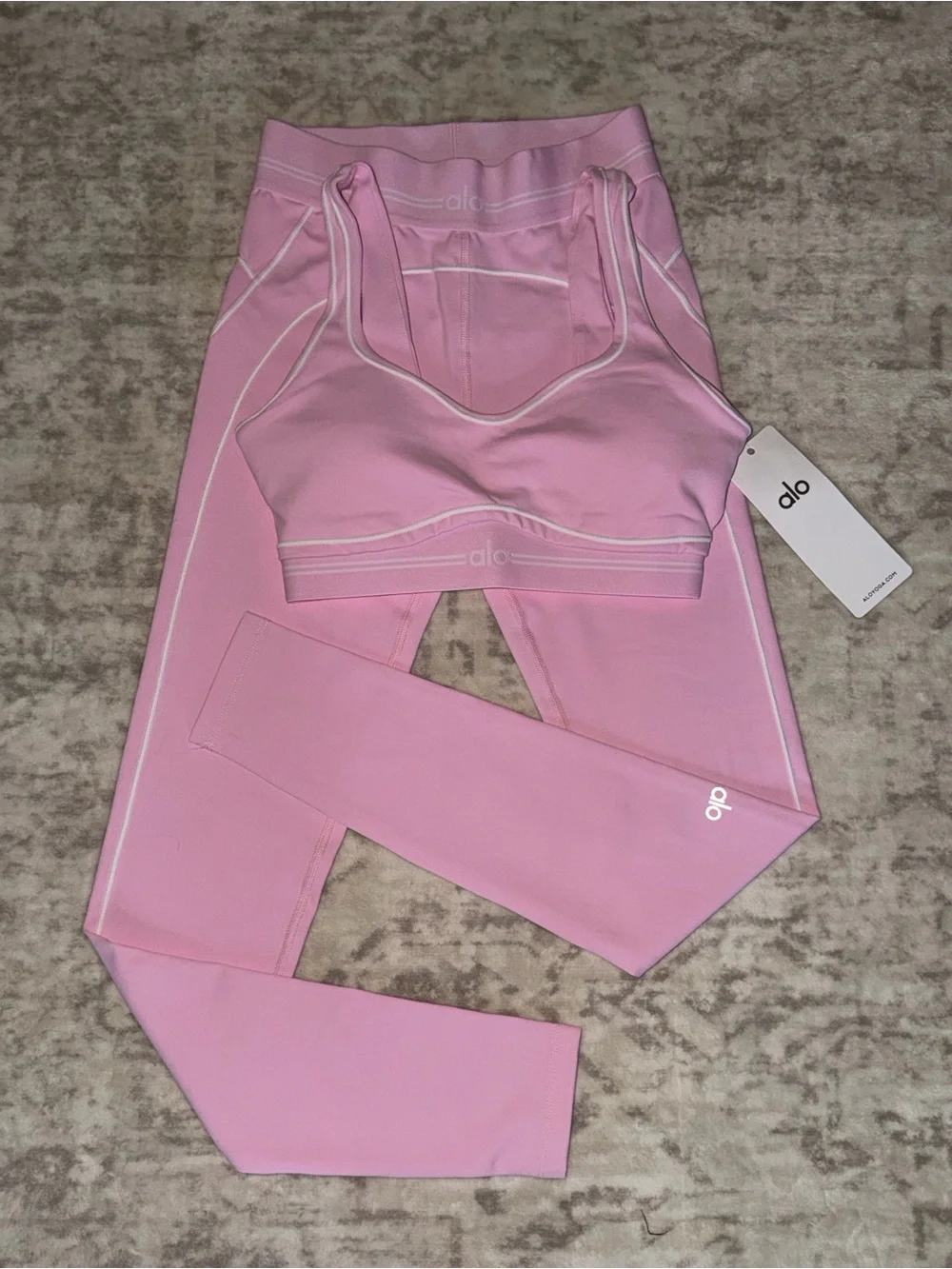 ALO Yoga Pink Leggings & Sports Bra Set size S